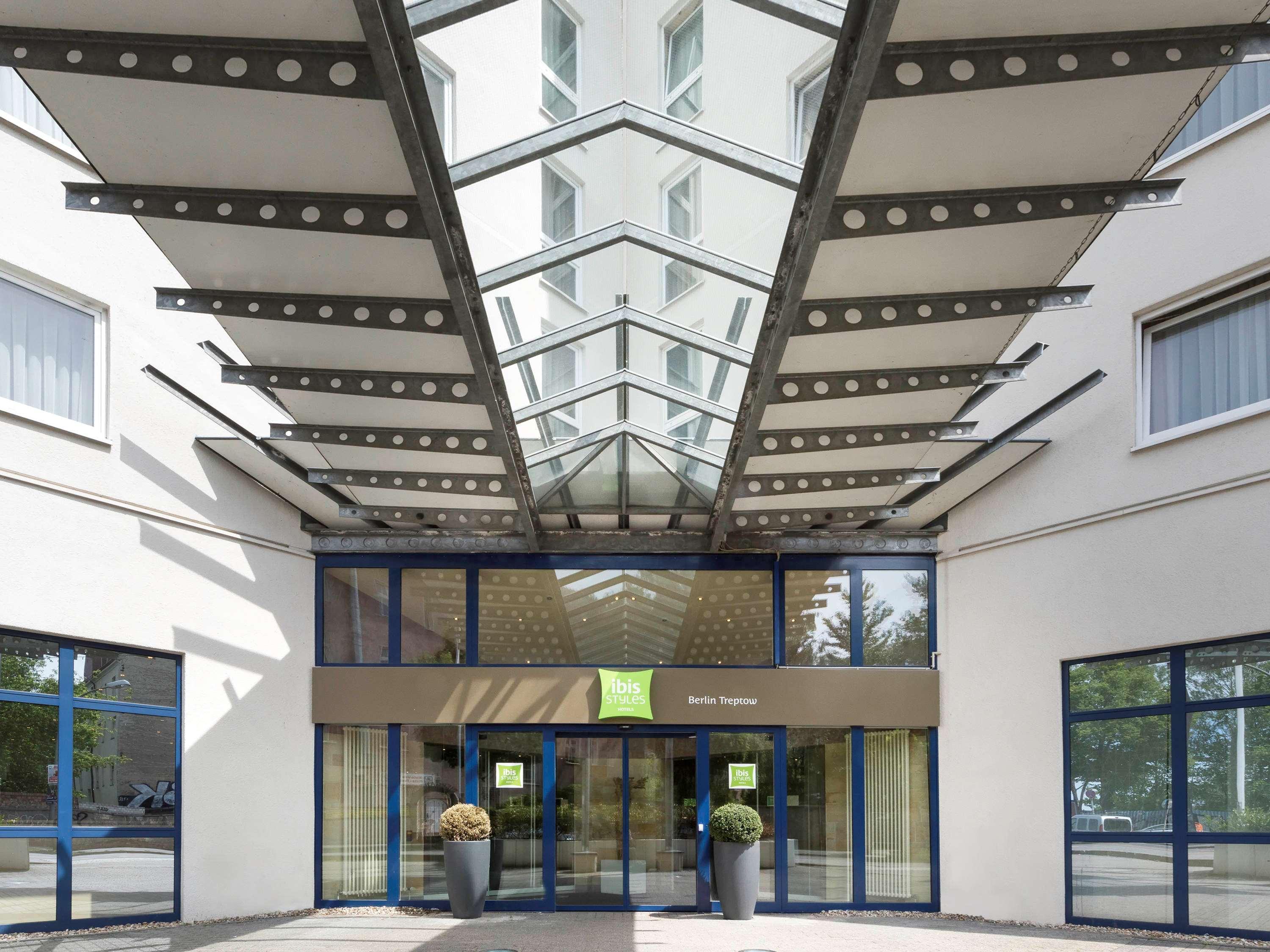 Ibis Styles Berlin Treptow Hotel Exterior photo